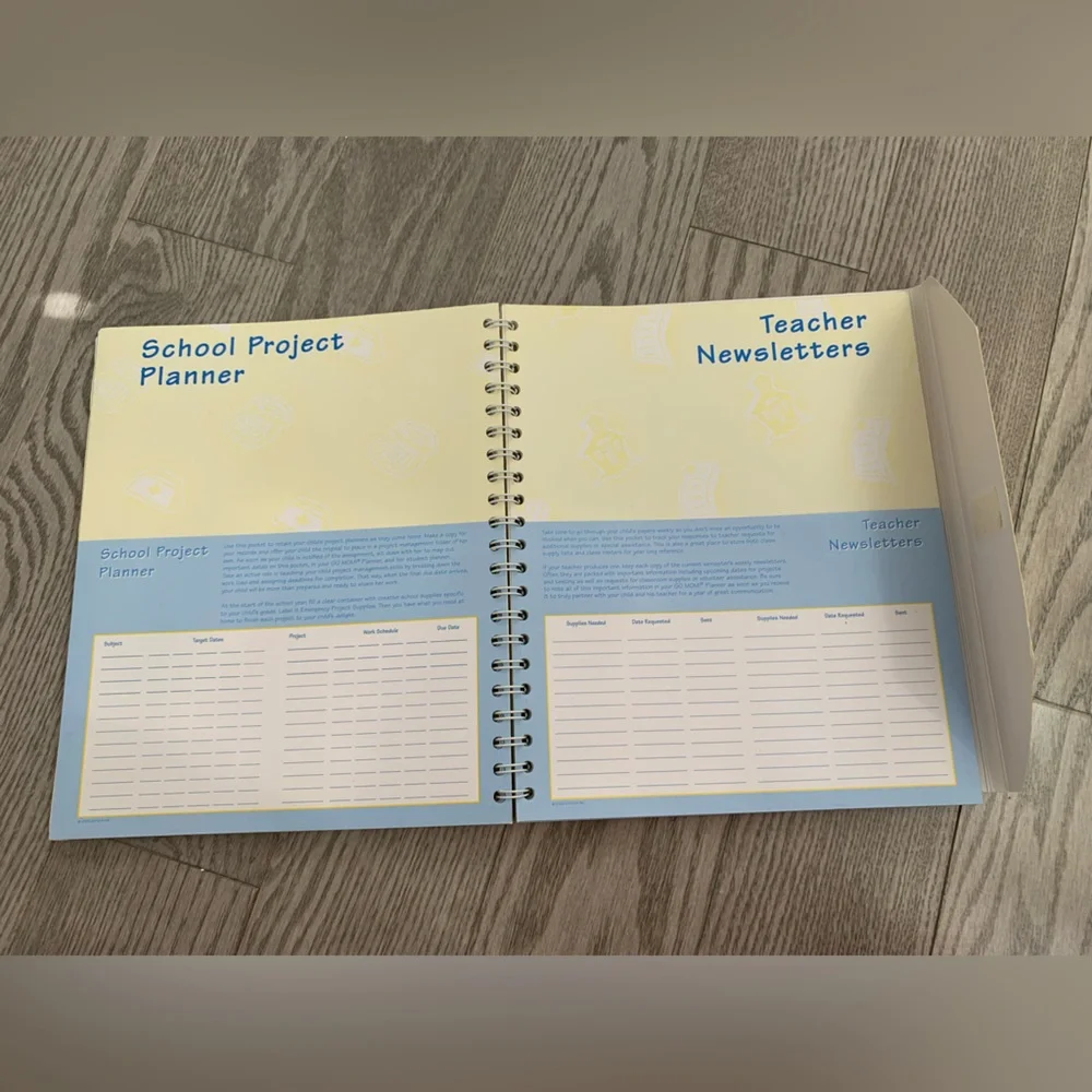 🆕 Day Runner GO Mom! School Organizer folders